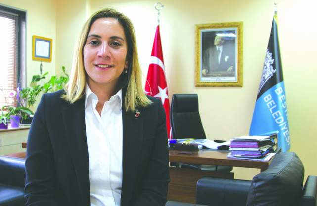 Beşiktaş Belediyesi'nde ibre Merve Öztopaloğlu'nu gösteriyor
