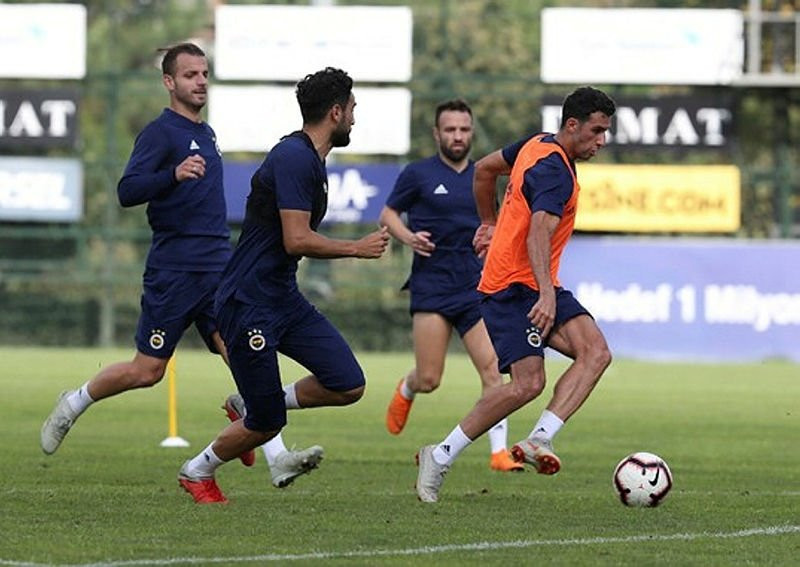 Fenerbahçe'de soğuk savaş sona erdi !