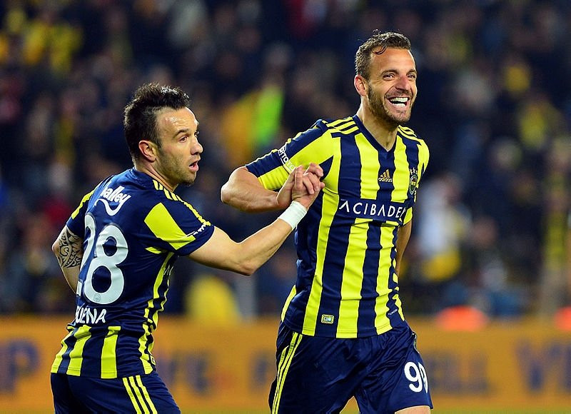 Fenerbahçe'de soğuk savaş sona erdi !