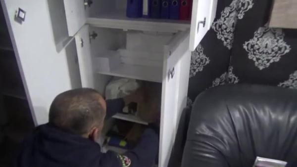 Karısı ihbar edince 26 kadın böyle kurtarıldı