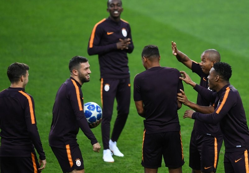 Galatasaray'da transfer çalışmaları başladı !