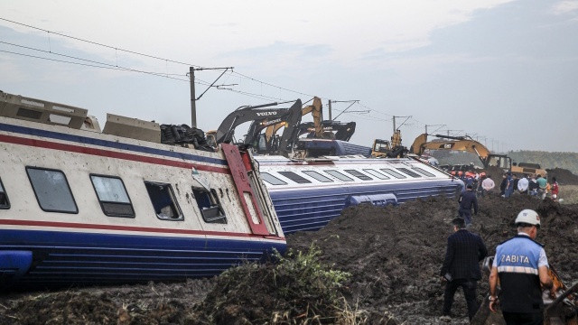 Çorlu'daki tren faciasında ''asıl kusurlu'' 4 kişi serbest bırakıldı