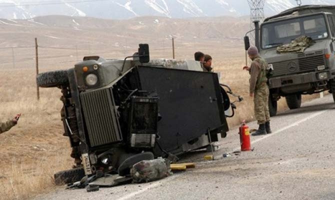 Şırnak'tan kötü haber: 12 asker yaralı