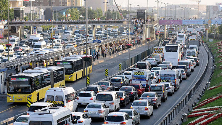 İstanbullular dikkat! Bu yollar trafiğe kapatılacak
