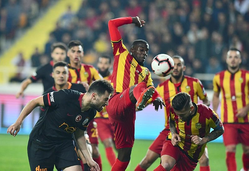Erman Toroğlu: Galatasaray'da oynayamaz ! - Resim: 4