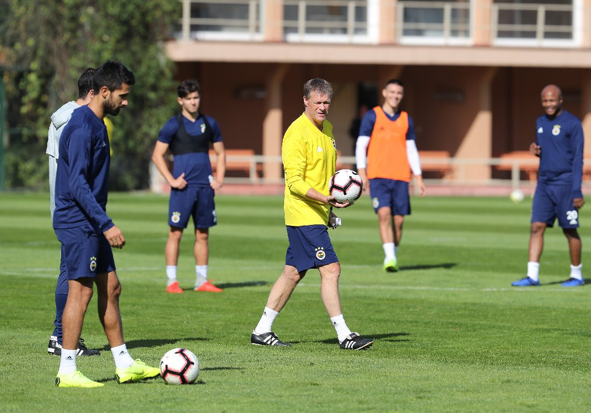 Fenerbahçe idmanında dikkat çeken görüntü