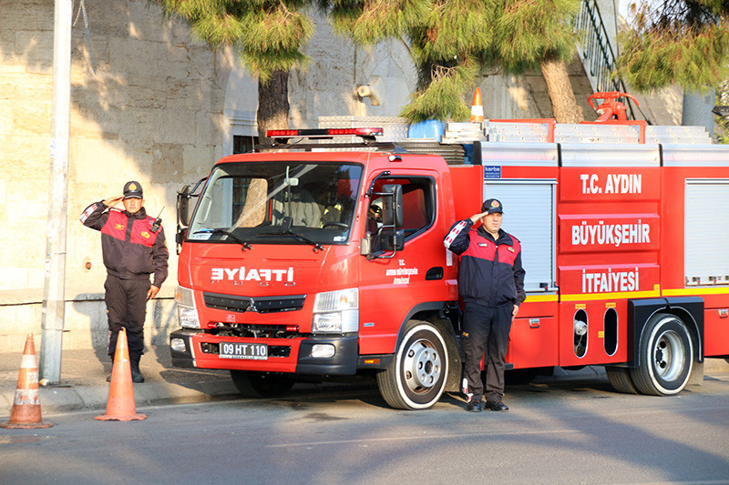 Saat 09:05'te tüm yurtta hayat durdu...