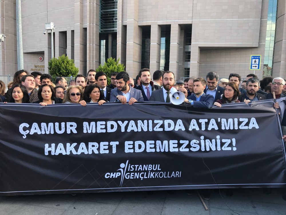 Sabah yazarı Engin Ardıç’a suç duyurusu