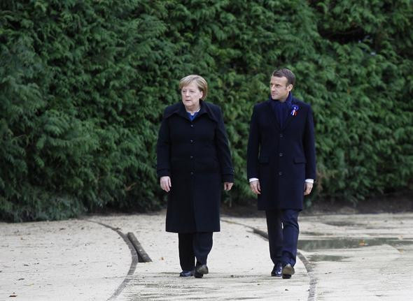 Merkel ve Macron'u utandıran soru - Resim: 4