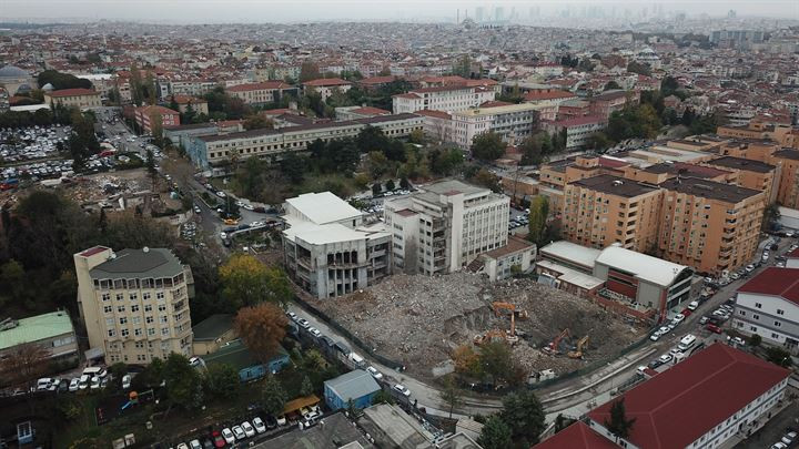 Cerrahpaşa Tıp Fakültesi yıkıldı; işte yeni hali