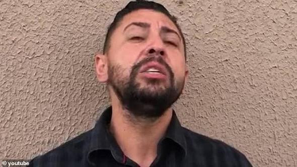 Eşiyle yatakta yakaladığı adamı cinsel organını keserek öldürdü