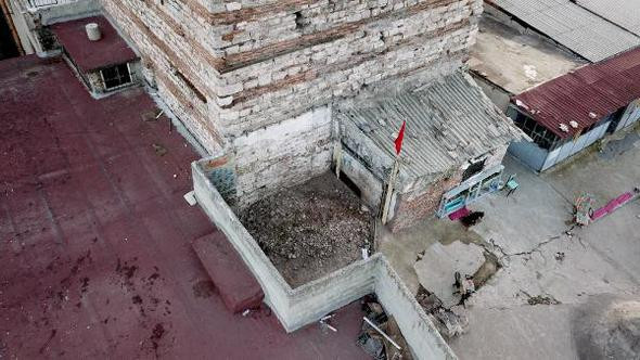 Yer: İstanbul... Kaçak kazıyı görüntüleyen drone'a ateş açtılar !