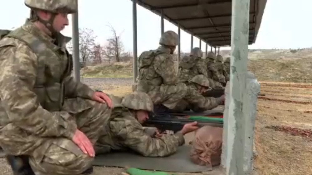 İşte bedelli askerlerin eğitimi