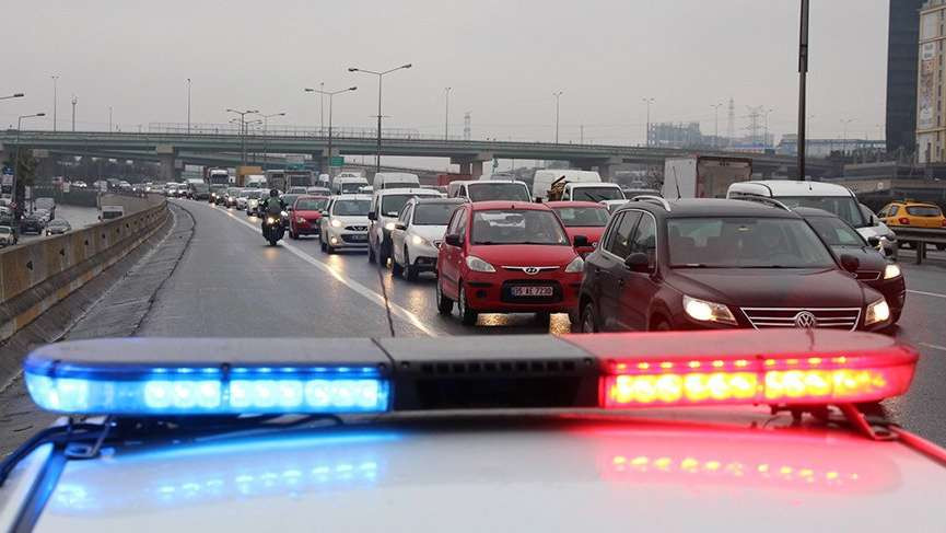 Binlerce sürücüye trafik cezası yağdı