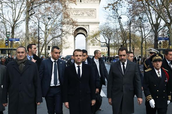 Sarı Yelek protestolarının ardından Paris'e geldi