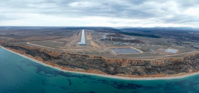 Rusya'nın Kırım'daki askeri havaalanı faaliyete geçti - Resim : 1
