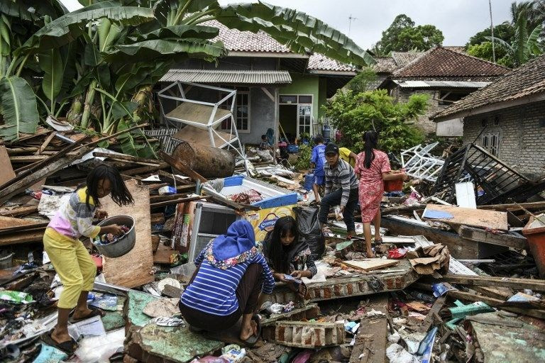 Tsunami felaketinde ölü sayısı yükseldi