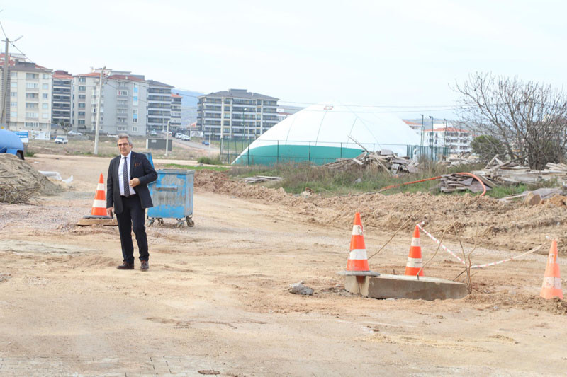 Bandırma'da yeni yerleşim yerlerinin yolları yapılıyor