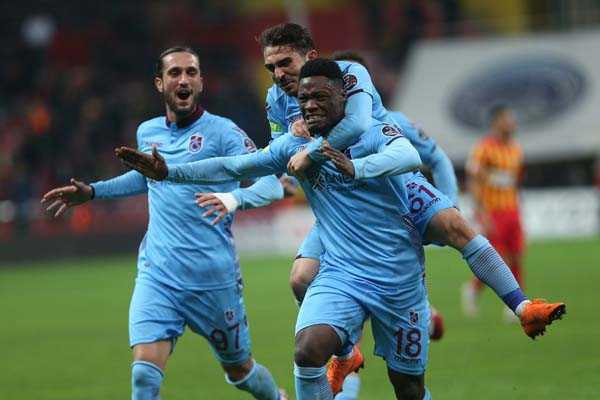 Ekuban'ın gözyaşları maça damga vurdu!
