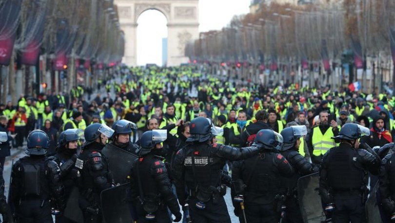 Fransa Ekonomi Bakanı'ndan ''sarı yelek'' itirafı