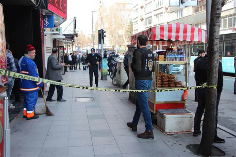 İstanbul'un göbeğinde kavga: Yaralılar var !