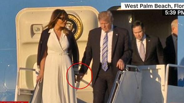 Firs Lady'den Trump'a olay hareket