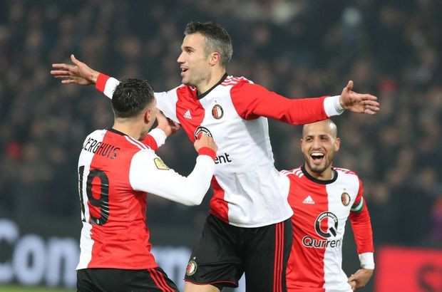 Hollanda'da Van Persie fırtınası