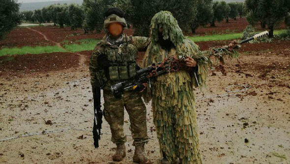 TSK'nın keskin nişancısının ilginç fotoğrafı