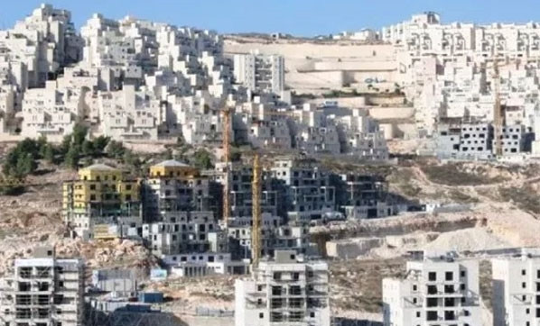 İsrail'den yasa dışı konutlara onay