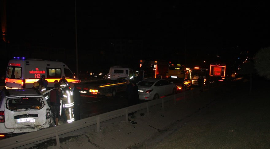 İstanbul'da zincirleme kaza; 10 araç birbirine girdi !