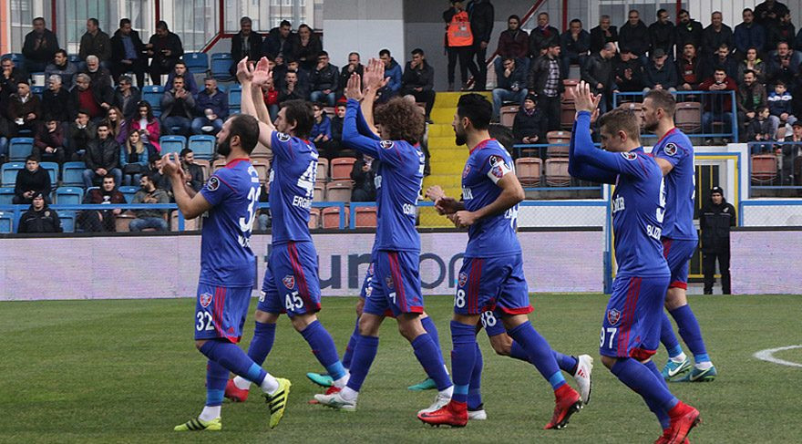 Karabükspor 3 puanı hatırladı !