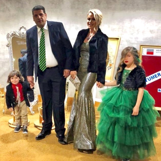 Yeliz Yeşilmen'in aile fotoğrafı olay oldu - Resim: 1