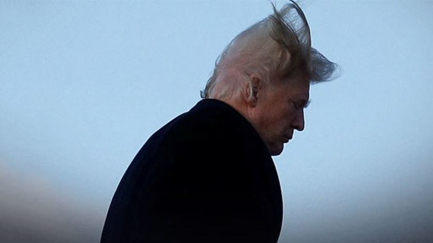 Trump rüzgârın azizliğine uğradı: Yoksa kel mi ?