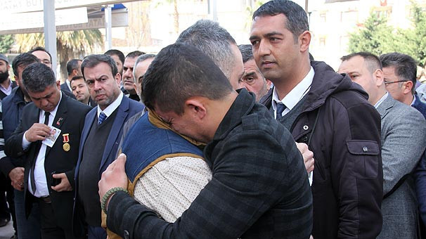 Şehit annesinden duygulandıran soru...