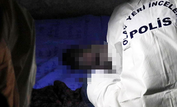 Çöpte yeni doğmuş bebek cesedi bulundu !