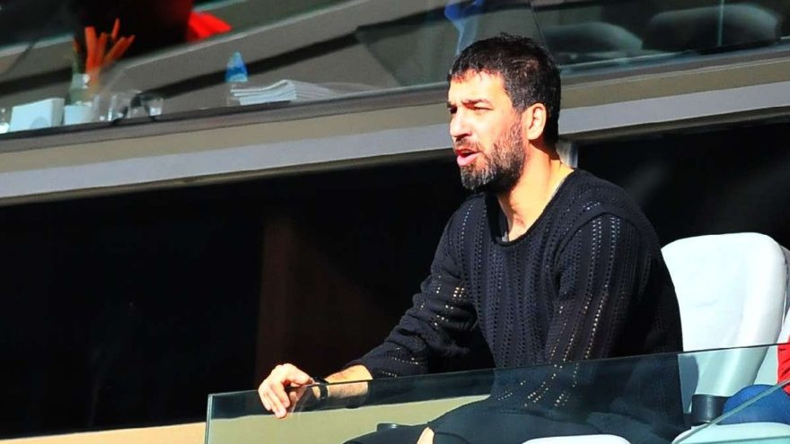 Arda Turan köyünü ziyaret etti