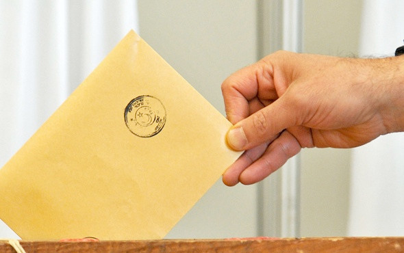 İşte son seçim anketi: Bu pazar seçim olsa hangi parti kaç oy alır ?
