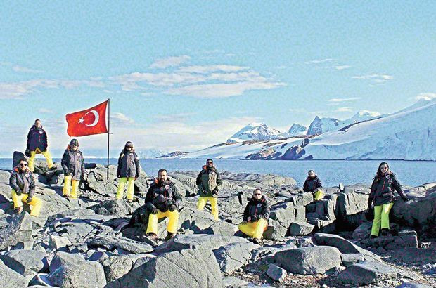 Türk bilim insanlarından Antraktika çıkarması