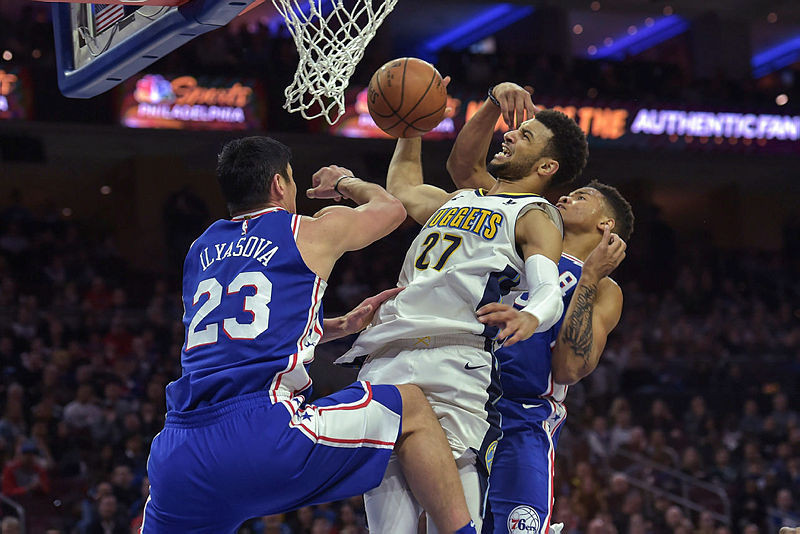Ersan İlyasova, Enes Kanter'i yere serdi !