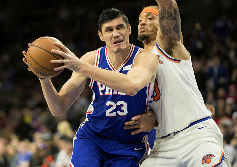 Ersan İlyasova, Enes Kanter'i yere serdi !