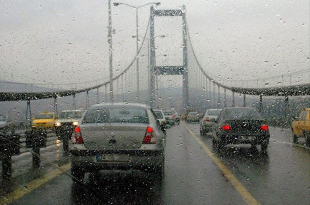 Beklenen yağış geldi... Meteoroloji'den İstanbul'a uyarı