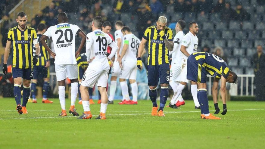 Fenerbahçe - Akhisarspor: 2-3 