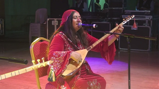 Halk ozanı Gülçınar öldürüldü