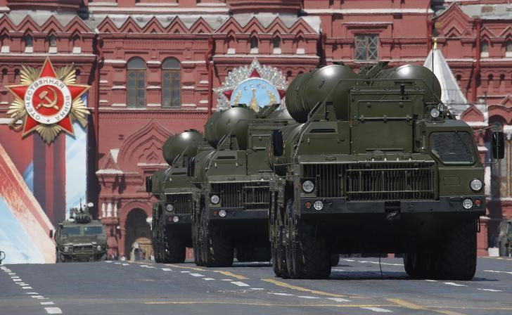 Rusya, S-400 füzelerine ilişkin görüntüler paylaştı