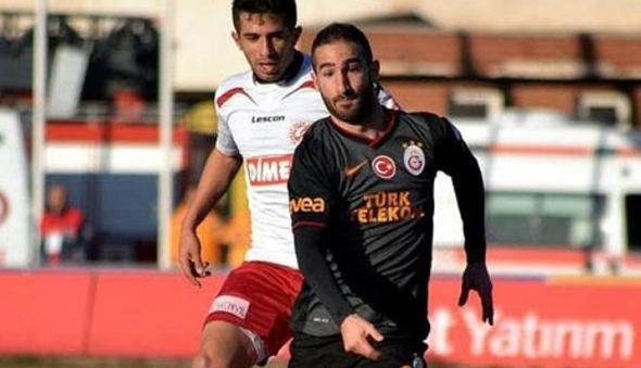 Galatasaray'da yolcular belli oldu.