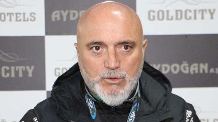 Çaykur Rizespor'da Hikmet Karaman depremi !