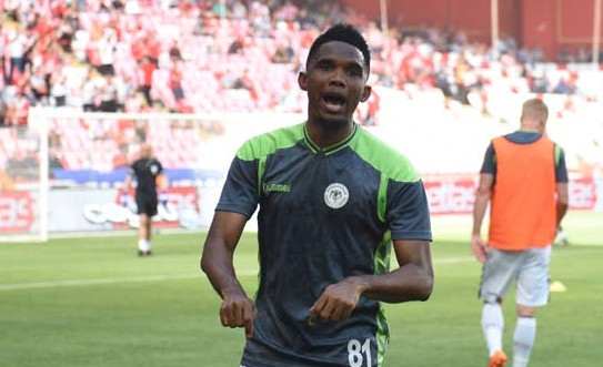 Eto'o'nun taraftara yaptığı hareket görüntülendi !
