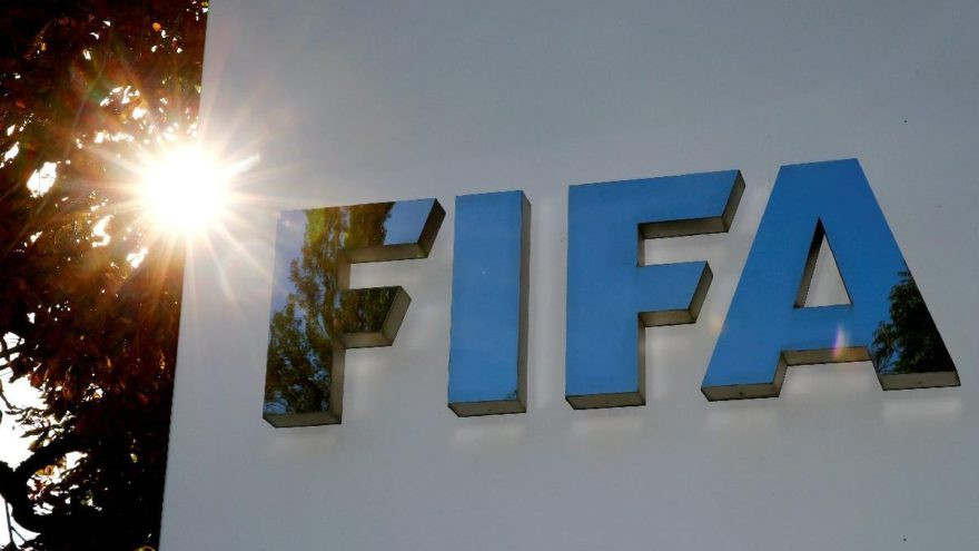 FIFA'dan iki kulübe şok ceza!