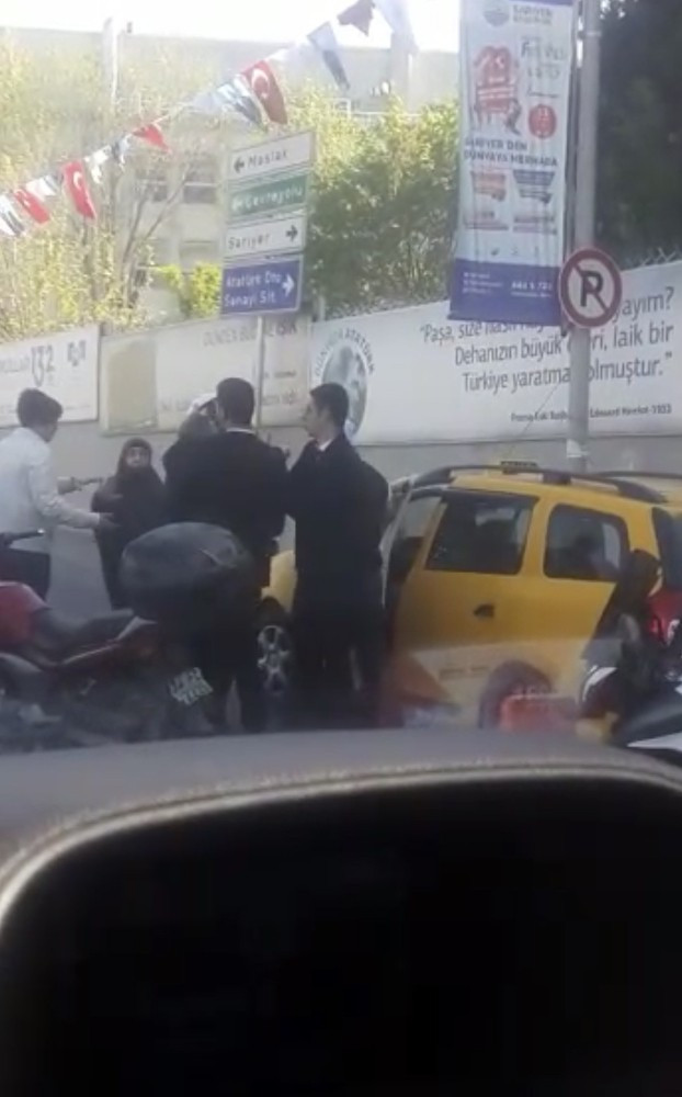 Taksici fazla para istedi iddiasıyla kıyameti koparttı ! - Resim : 1