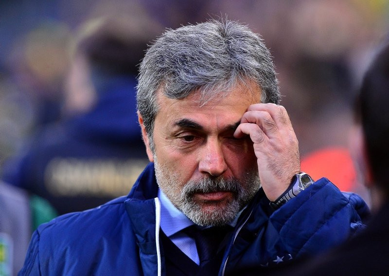 Aykut Kocaman istifa etti !